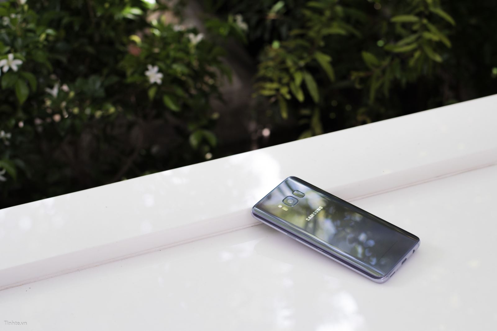 samsung galaxy s8 tím khói