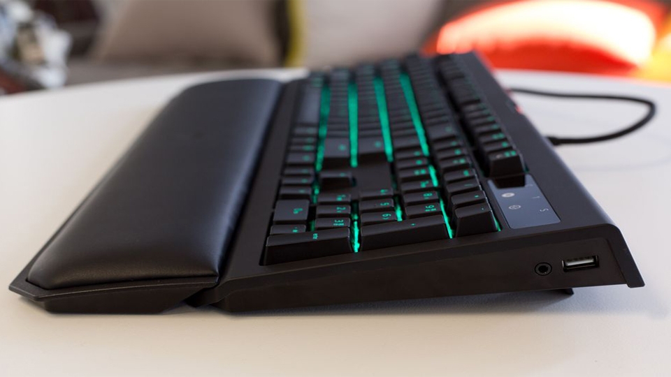 Razer Blackwidow Chroma v2