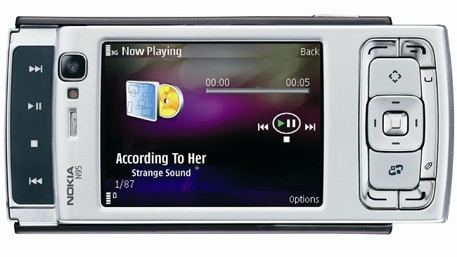 Điện thoại nắp trượt Nokia N95