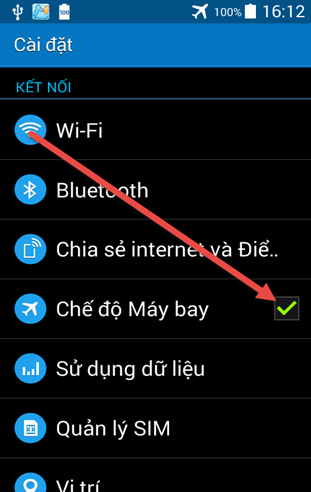 Chọn tắt Chế độ máy bay. Chọn tắt Chế độ máy bay.