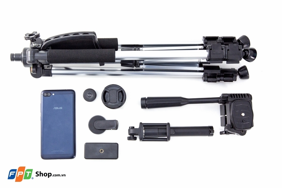 Khám phá bộ quà asus zenfone 4 max pro