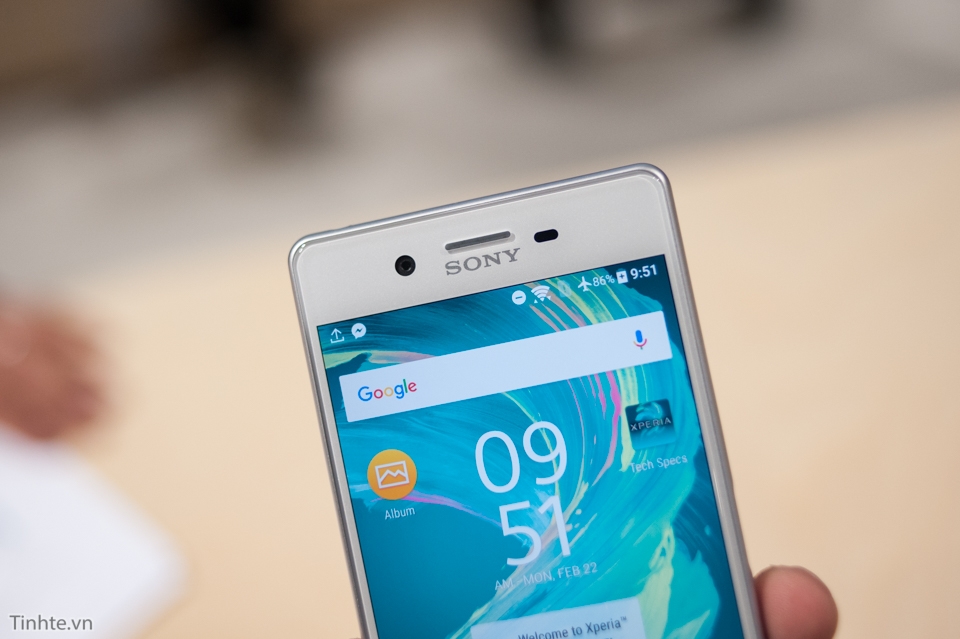Cận cảnh Sony Xperia X sắp bán ra tại Việt Nam