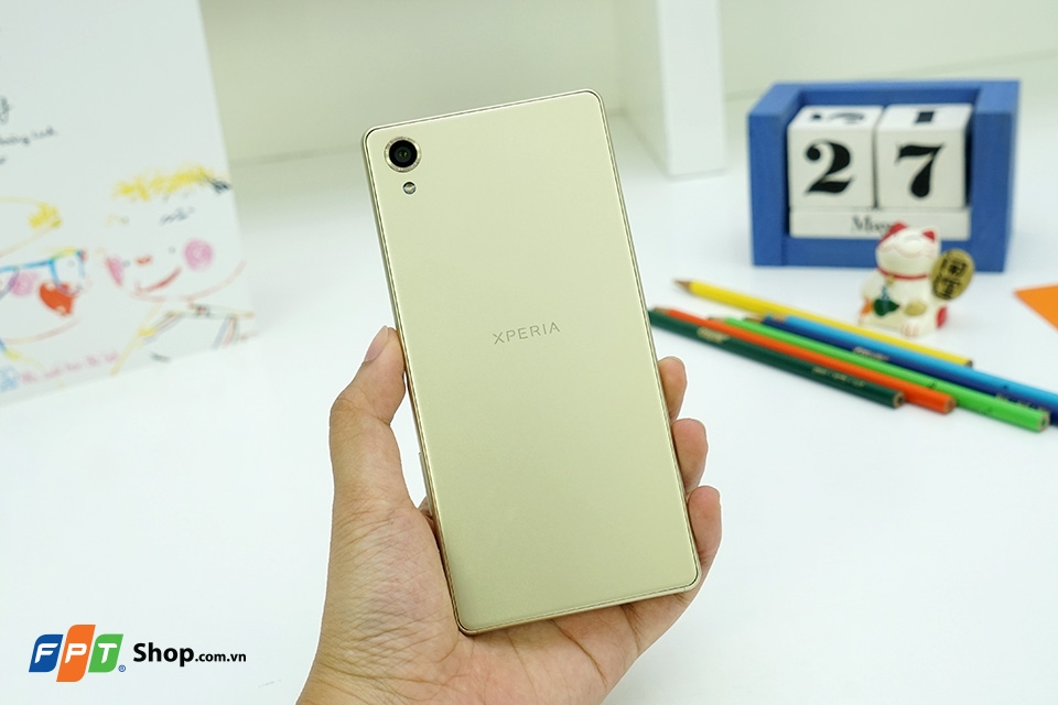 Trên tay Xperia X và XA, đẹp và sang trọng tại Việt Nam