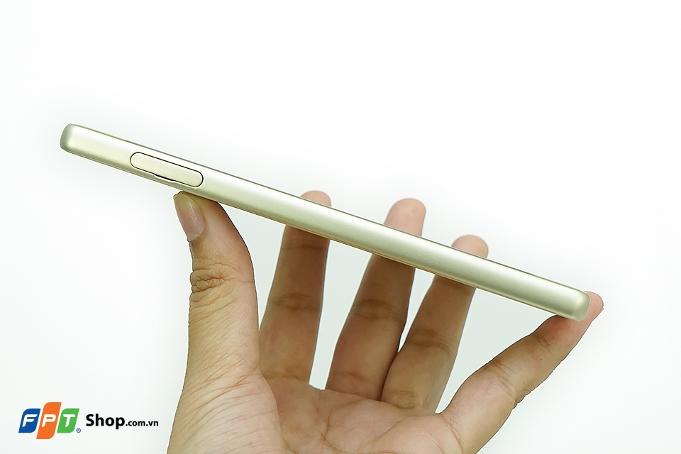 Trên tay Xperia X và XA, đẹp và sang trọng tại Việt Nam