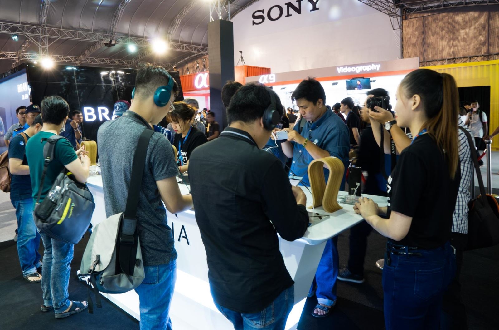 Sony Show Xperia XZ1 ra mắt Sony Show Xperia XZ1 ra mắt