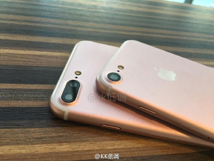 Hình ảnh chân thực nhất của iPhone 7/7 Plus từ trước tới nay 1