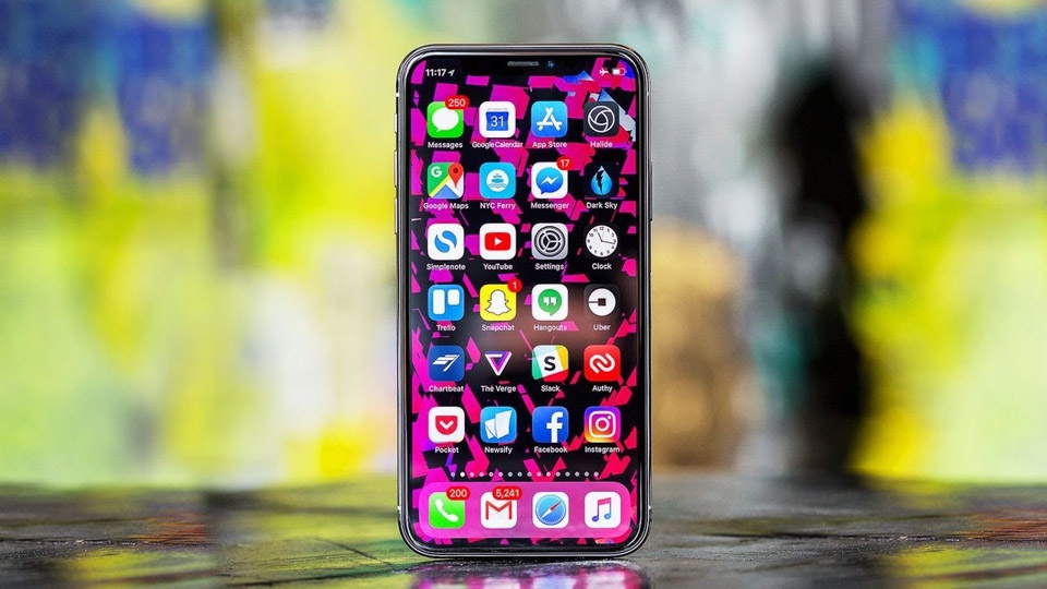 Bỏ 30 triệu đồng mua iPhone X liệu có đáng? (ảnh 4) Bỏ 30 triệu đồng mua iPhone X liệu có đáng? (ảnh 4)