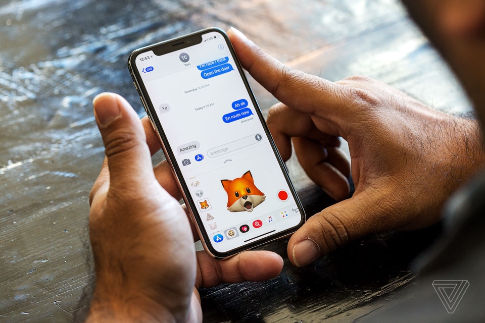 Bỏ 30 triệu đồng mua iPhone X liệu có đáng? (ảnh 9) Bỏ 30 triệu đồng mua iPhone X liệu có đáng? (ảnh 9)