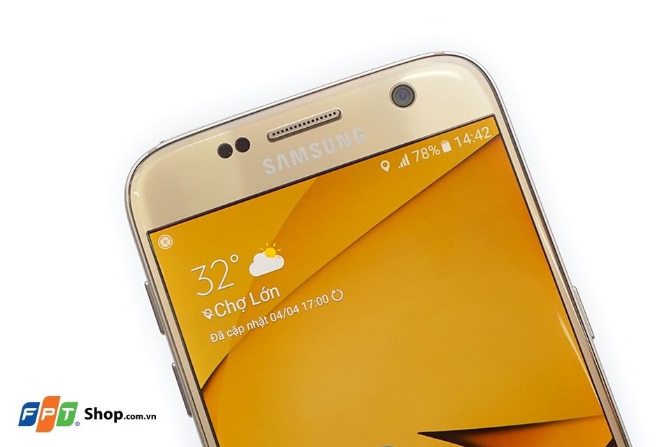 So sánh Galaxy S7 và Galaxy C9 Pro (ảnh 11)