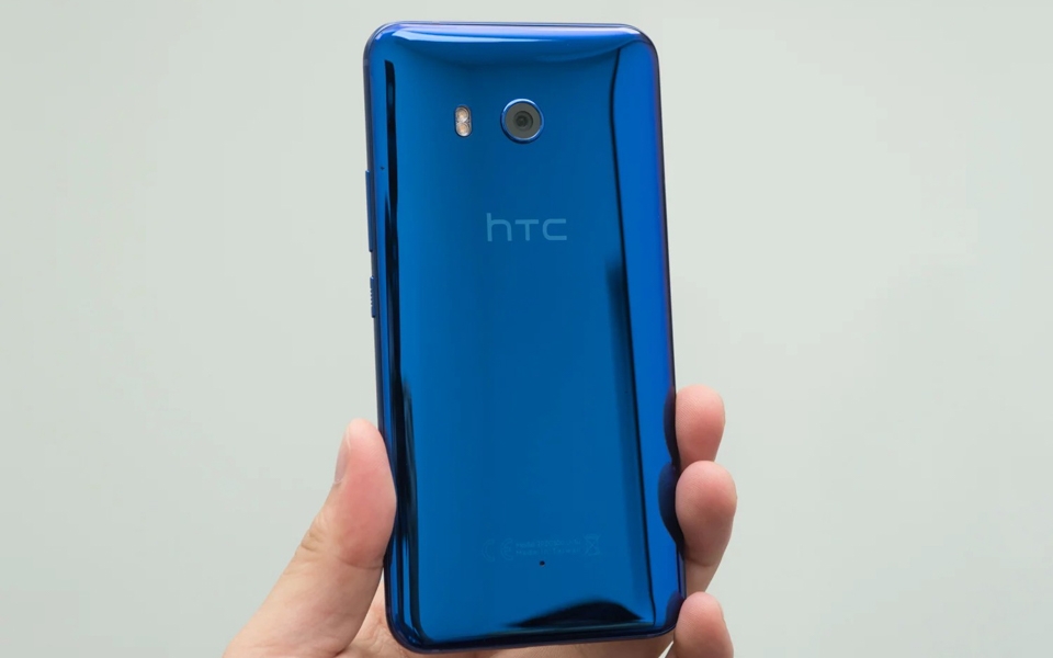 Smartphone HTC U11 có giúp HTC trở lại? (ảnh 7) Smartphone HTC U11 có giúp HTC trở lại? (ảnh 7)