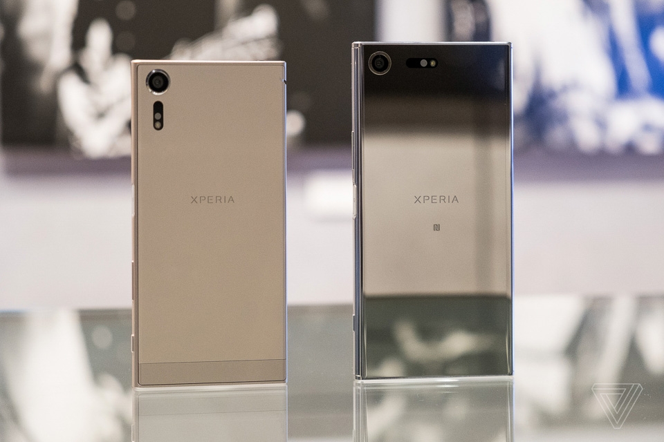 Những nâng cấp của Xperia XZ Premium so với Xperia XZs (ảnh 1)