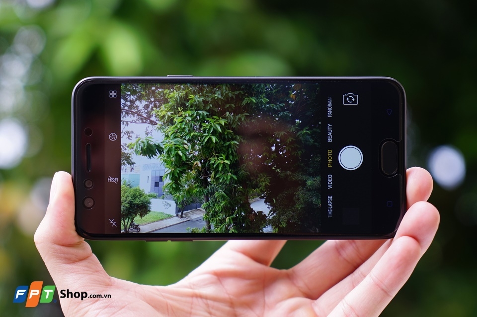 So sánh thiết kế OPPO F3 đen nhám với màu vàng gold (ảnh 11)