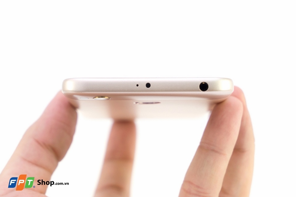 Trên tay smartphone Xiaomi Redmi 4X (ảnh 10)