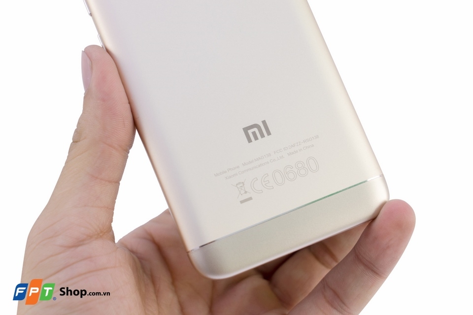 Trên tay smartphone Xiaomi Redmi 4X (ảnh 5)