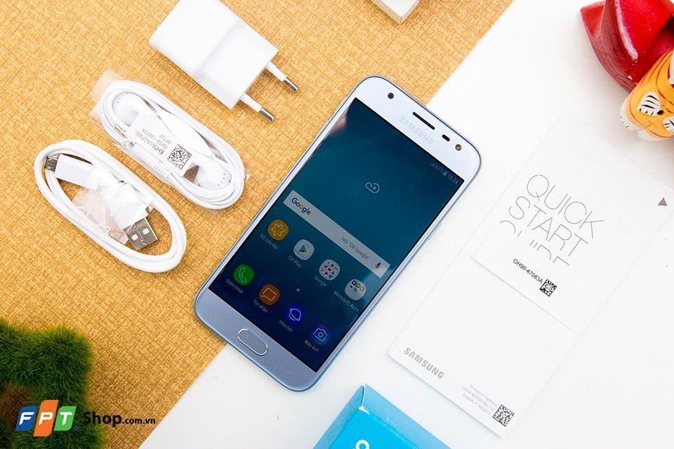 5 Mẫu smartphone selfie đẹp tầm giá 4 triệu đồng (ảnh 2) 5 Mẫu smartphone selfie đẹp tầm giá 4 triệu đồng (ảnh 2)