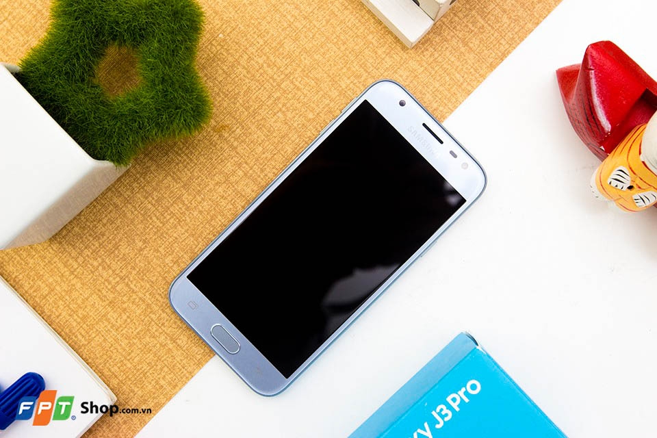 So sánh Galaxy J3 Pro và Xperia L1 (ảnh 4)