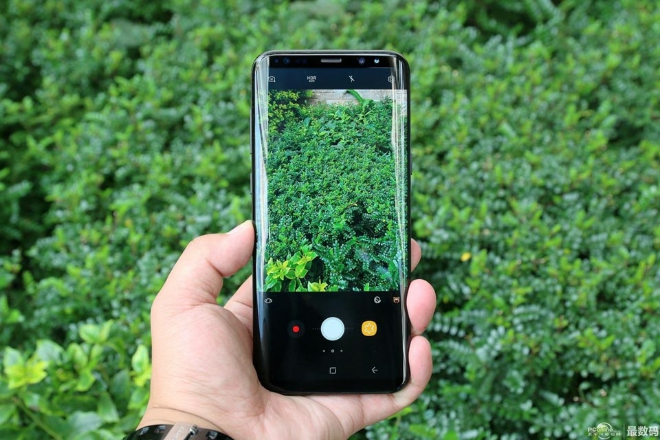 Galaxy S8 Plus Inter Milan Special Edition (ảnh 3)