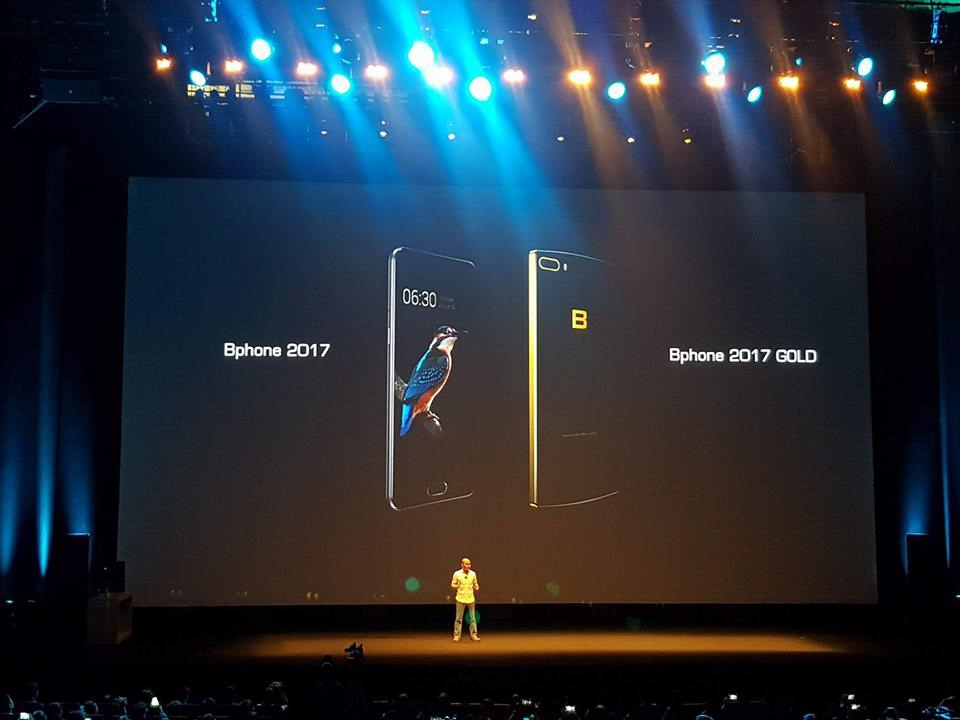 BPhone 2017 Gold (ảnh 1)