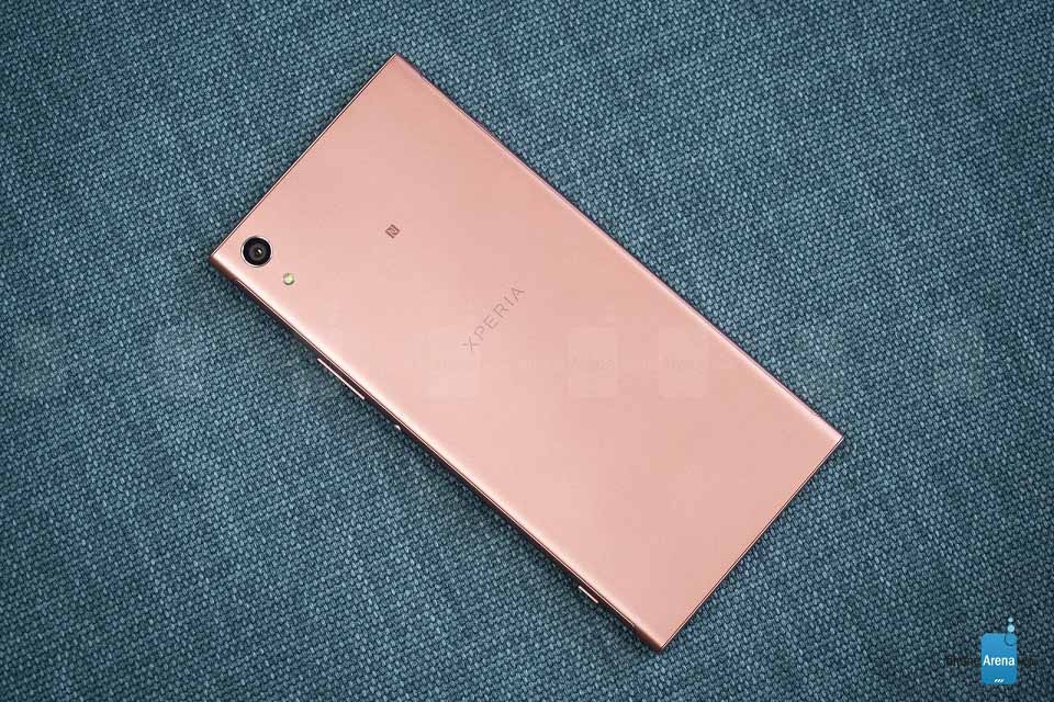 Sony Xperia XA1 Ultra (ảnh 3) Sony Xperia XA1 Ultra (ảnh 3)
