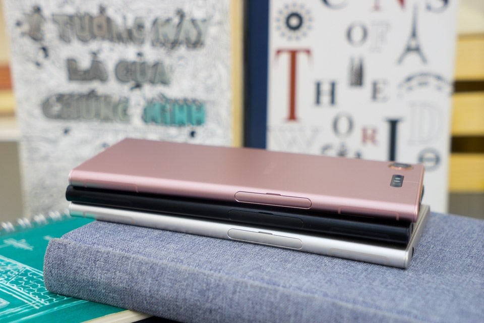 Trên tay Sony Xperia XZ1 (ảnh 10) Trên tay Sony Xperia XZ1 (ảnh 10)