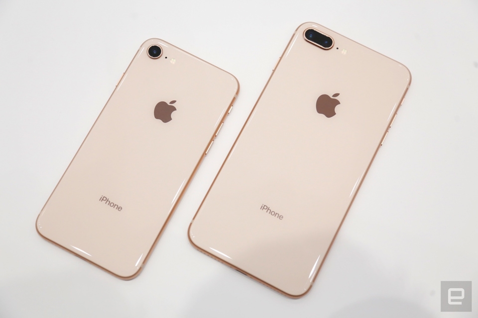 Trên tay iPhone 8 Plus và iPhone 8 (ảnh 1)