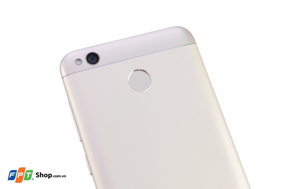 Zumbo S2 và Redmi 4X (ảnh 8) Zumbo S2 và Redmi 4X (ảnh 8)