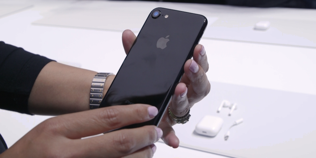 Những smartphone cao cấp giảm giá mạnh (ảnh 1)
