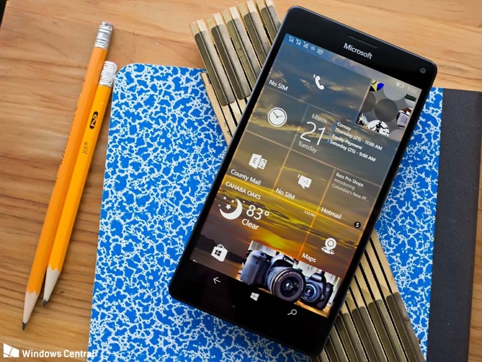 Windows 10 Mobile chính thức bị