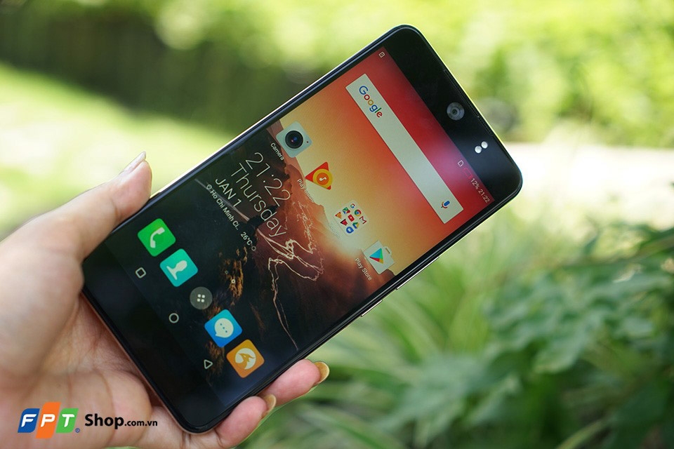 TECNO Camon CX hoàn hảo cho mọi nhu cầu (ảnh 4) TECNO Camon CX hoàn hảo cho mọi nhu cầu (ảnh 4)