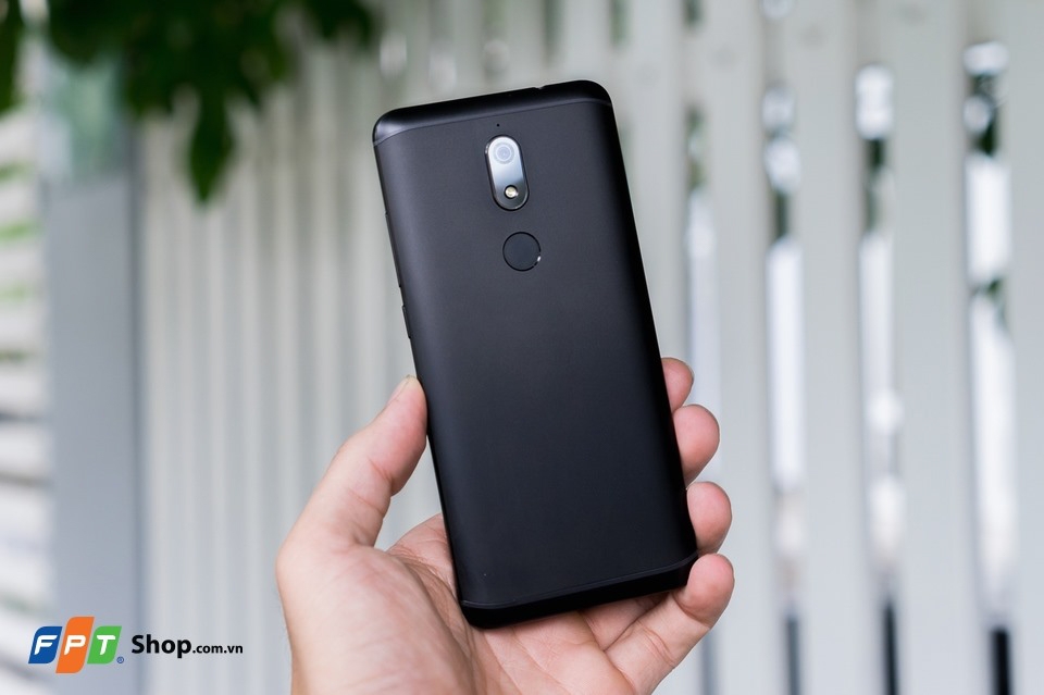 So sánh Wiko View Prime và Huawei Nova 2i (ảnh 2)