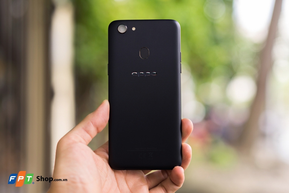 So sánh OPPO F5 Youth và Vivo V7 (ảnh 10)