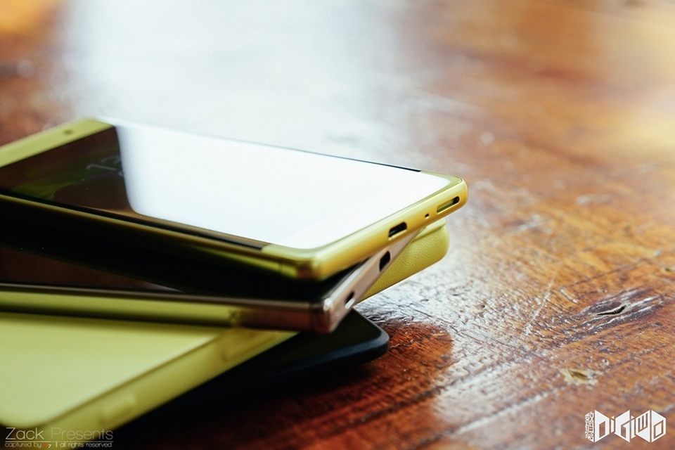 Ngắm Sony Xperia XA màu vàng chanh đẹp đến ngỡ ngàng