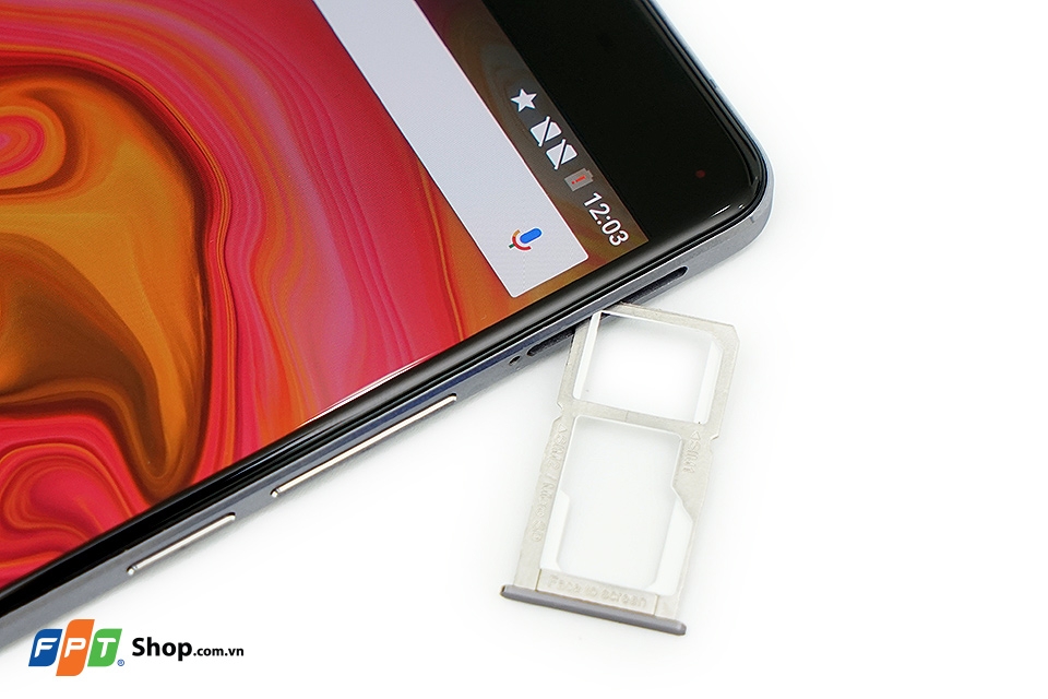 Nếu không đủ tiền mua Google Nexus 6P, hãy mua OnePlus X