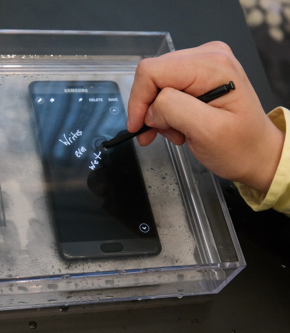 Tìm hiểu bút S-Pen của Galaxy Note 7 và so sánh với Galaxy Note 5: nhiều nâng cấp đáng giá