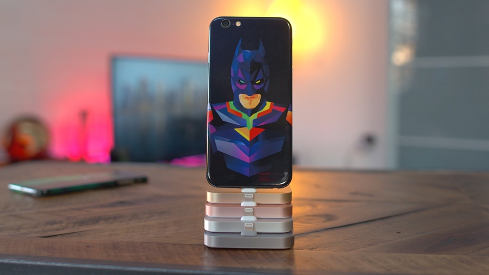 Làm sạch cổng sạc Lightning giúp những chiếc iPhone sạc nhanh trở lại
