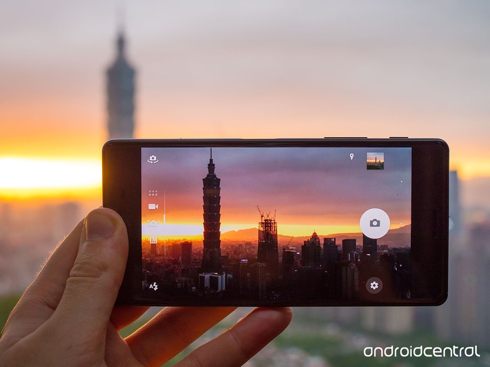 Siêu phẩm Sony Xperia X có những đặc điểm gì nổi bật?