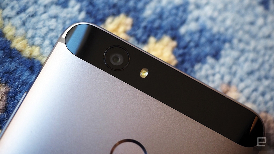 [IFA 2016] Trên tay nhanh bộ đôi Huawei Nova và Nova Plus