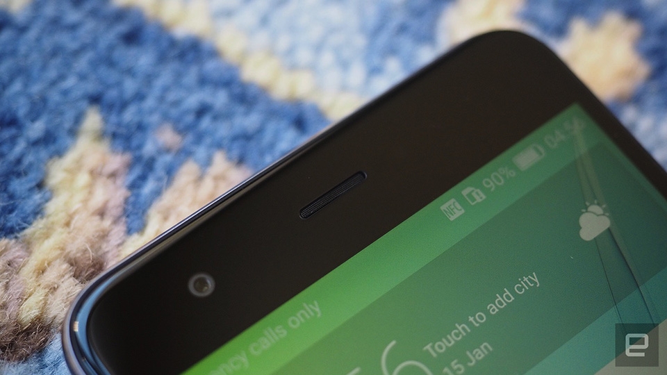 [IFA 2016] Trên tay nhanh bộ đôi Huawei Nova và Nova Plus