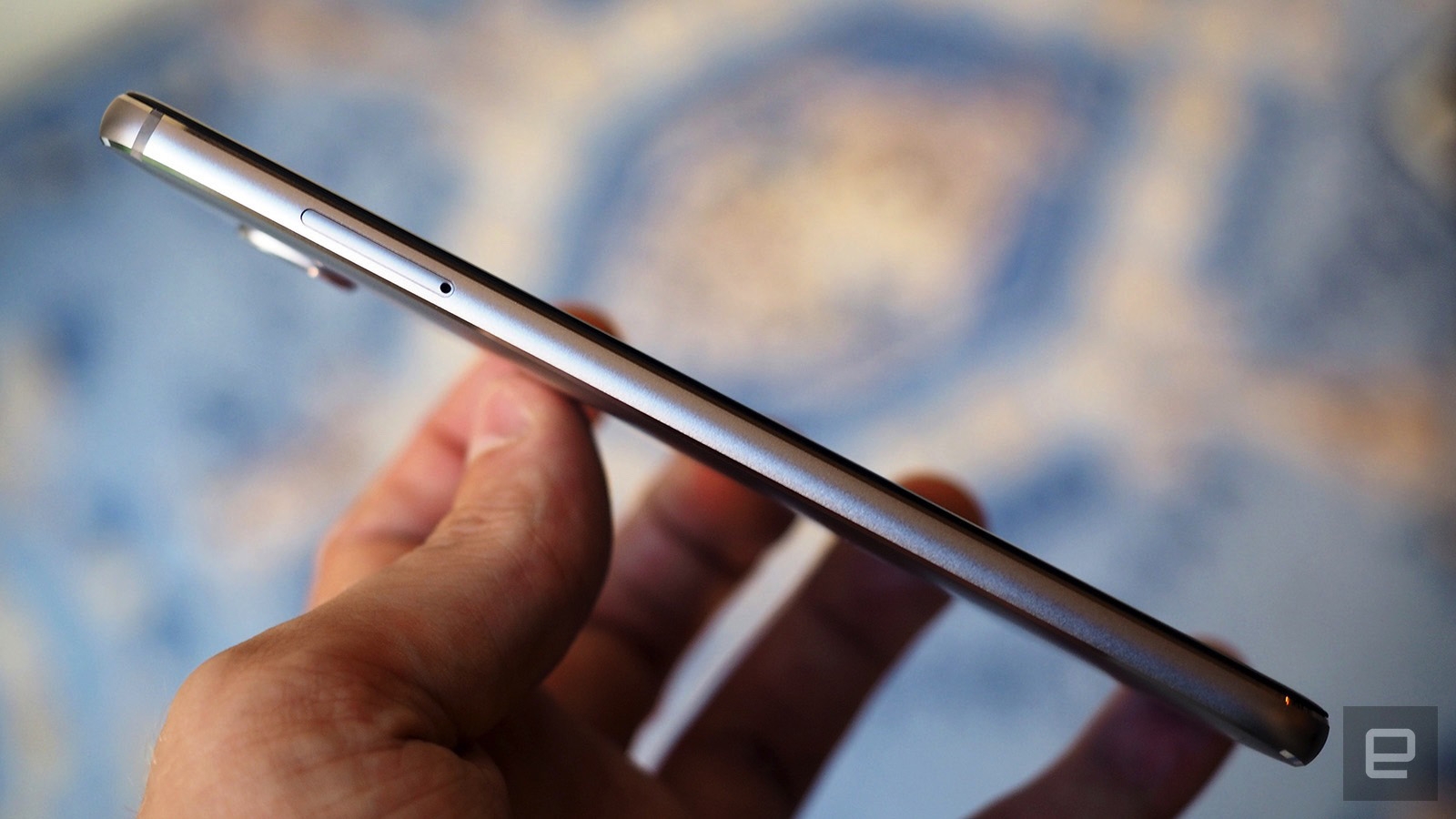 [IFA 2016] Trên tay nhanh bộ đôi Huawei Nova và Nova Plus