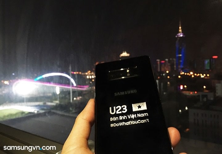 Cùng chiêm ngưỡng Samsung Note 8 phiên bản U23 Việt Nam! Cùng chiêm ngưỡng Samsung Note 8 phiên bản U23 Việt Nam!