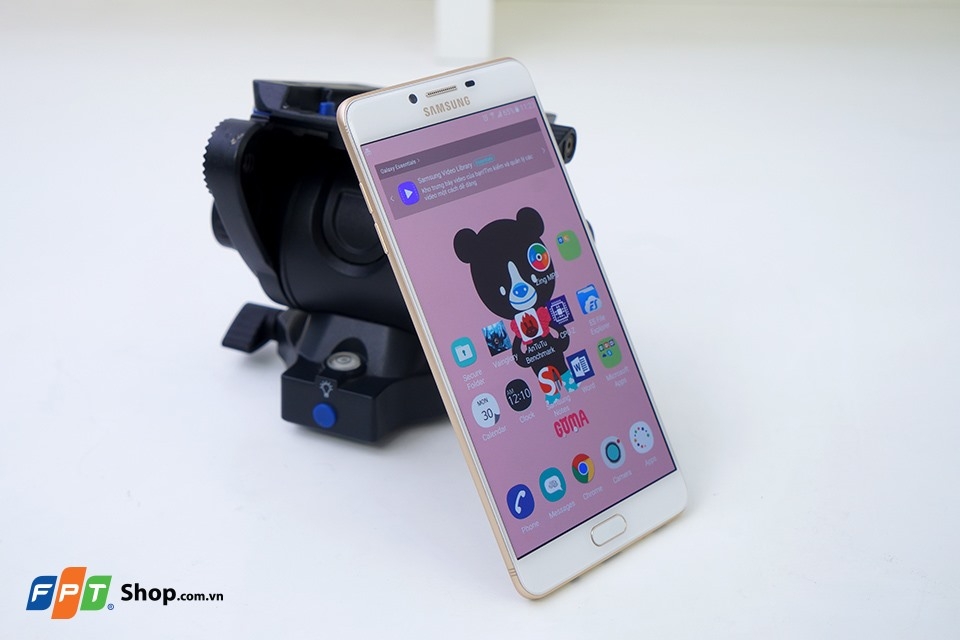 Cùng điểm mặt những smartphone RAM cực khủng đang gây bão tại Việt Nam 3 Cùng điểm mặt những smartphone RAM cực khủng đang gây bão tại Việt Nam 3