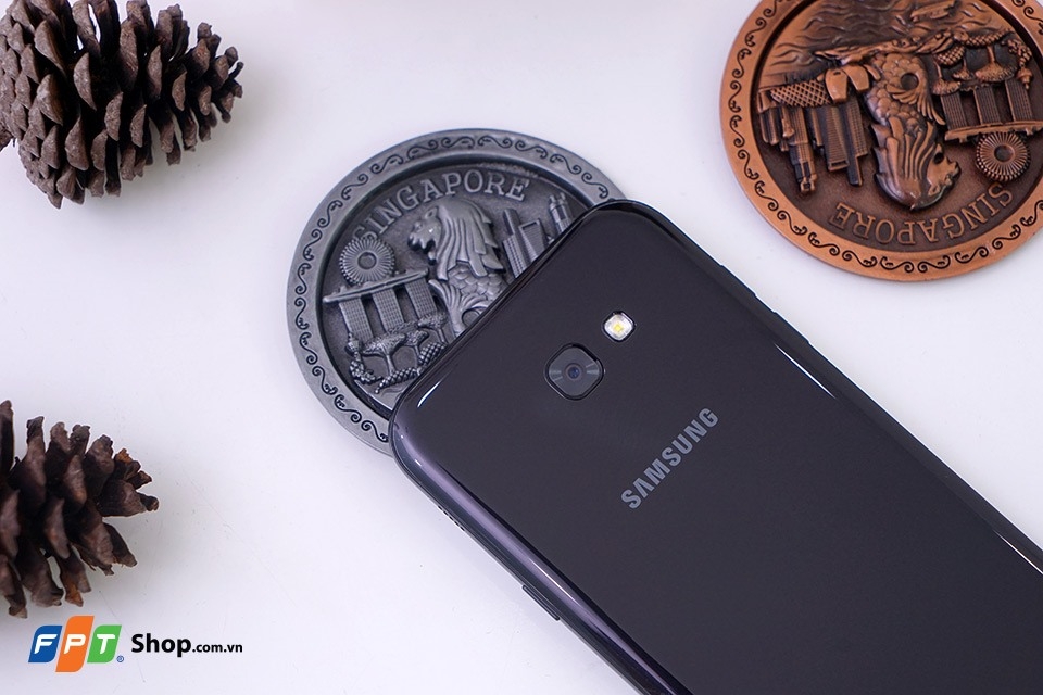 Galaxy A7 (2017) bắt đầu được nâng cấp lên Android 7.0