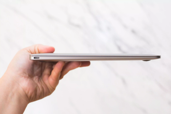 Đánh giá MacBook 2017 5