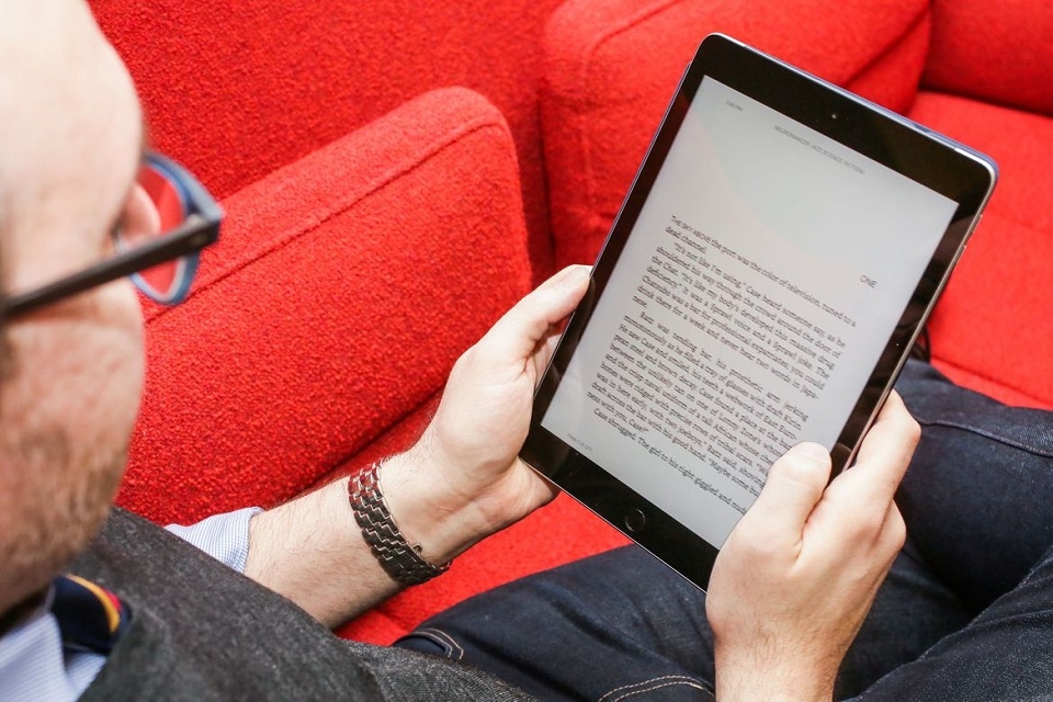 Màn hình iPad 9.7 inch có độ sáng cao