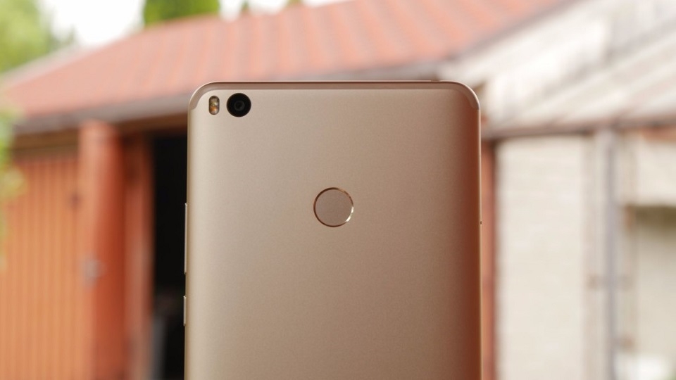 Đánh giá Xiaomi Mi Max 2: Màn hình lớn, pin khủng 13