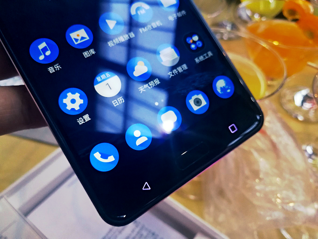 Mở hộp Nokia 6