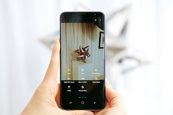 Giao diện camera của Galaxy S8 rất dễ sử dụng Giao diện camera của Galaxy S8 rất dễ sử dụng