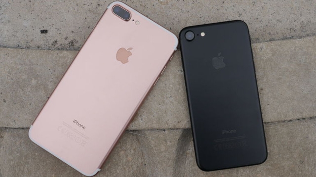 iPhone 7 và 7 Plus bị người dùng thờ ơ iPhone 7 và 7 Plus bị người dùng thờ ơ
