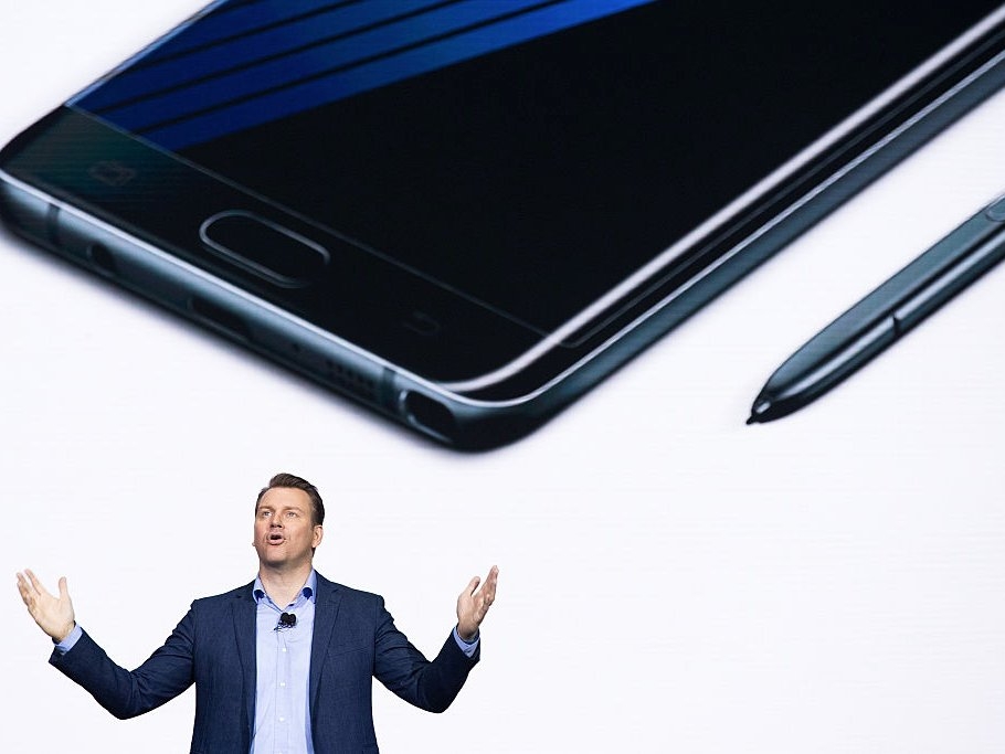 Những điểm giống và khác giữa Note 8 và Galaxy S8 7