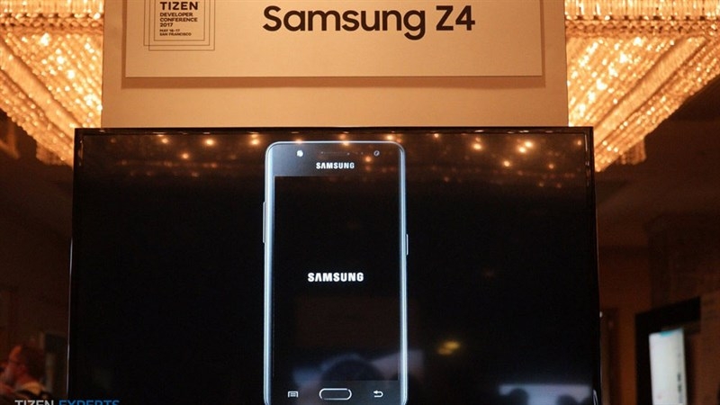 Samsung Z4 chính thức ra mắt Samsung Z4 chính thức ra mắt